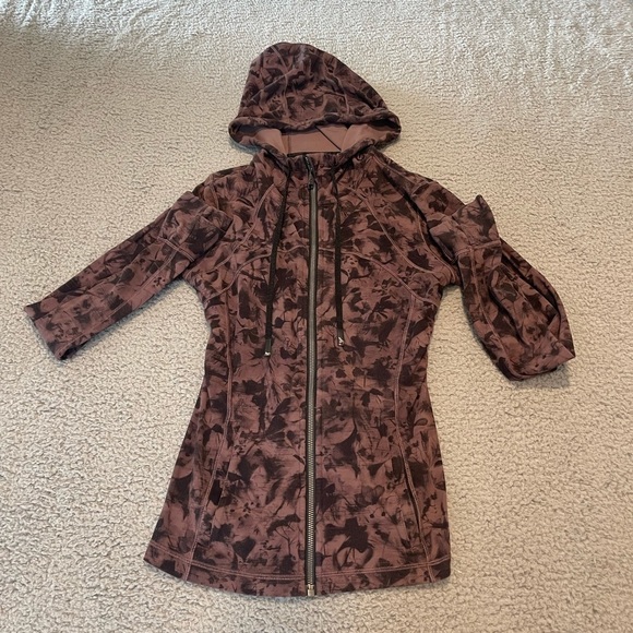 Lululemon Hooded Define Jacket *NuluMini Dusk Floral Antique Bark Black Size 6 - Picture 1 of 9